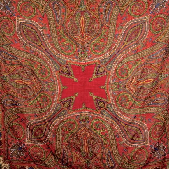 Smithsonian Institution Extra Large Fine Wool Square Scarf - Picture 10 of 11